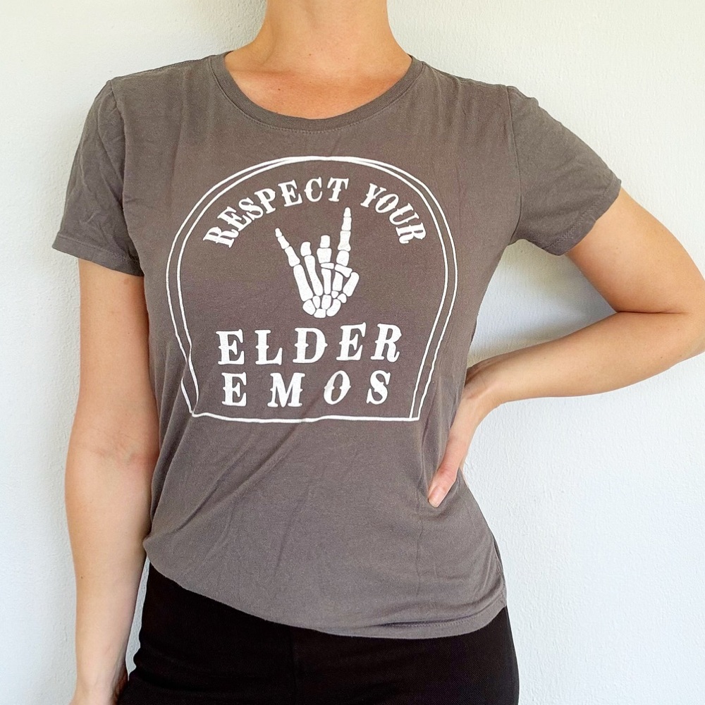 Respect Your Elder Emos gray white cotton concert tee size small